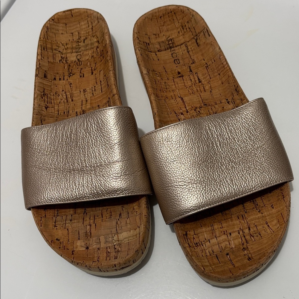 Vince brand sandals Size 9.5 M